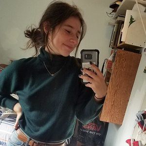 Meet your Posher, Lacey